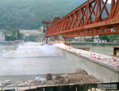 长沙路桥有限责任公司—四川天泉县凉水井大桥